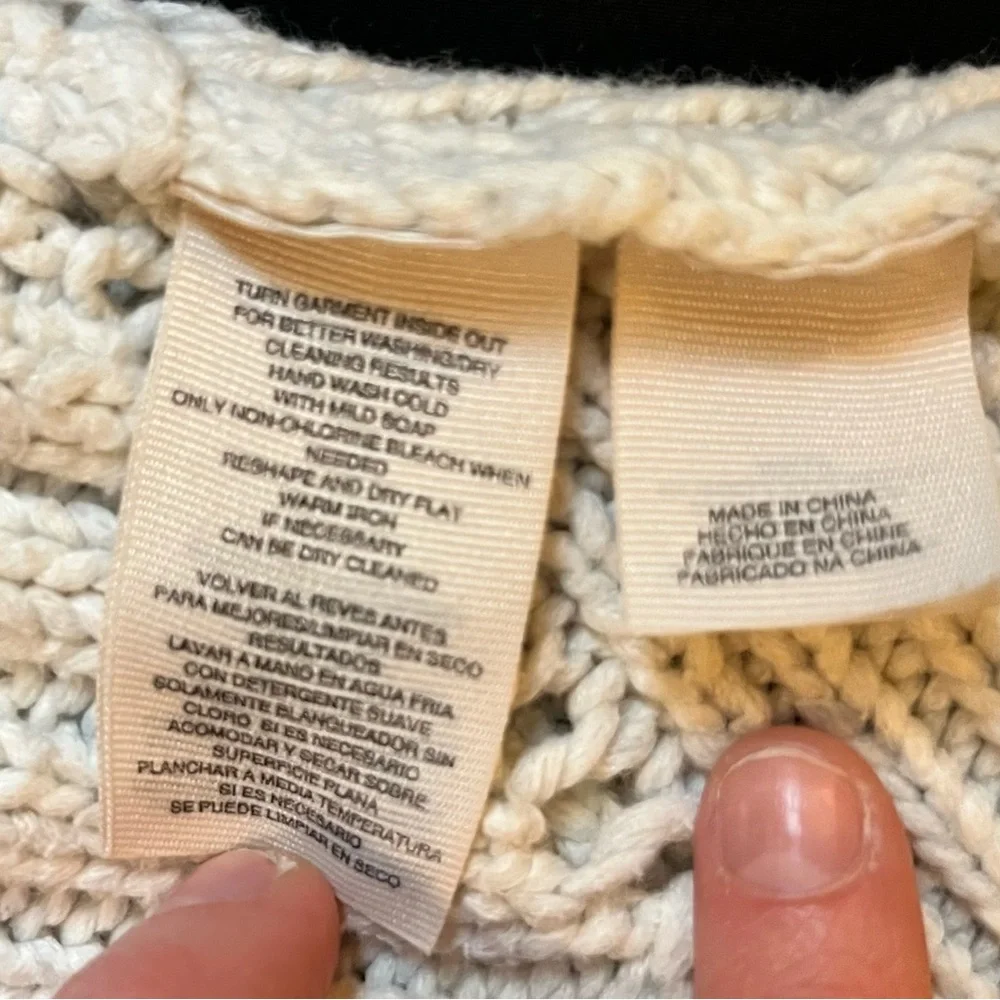 Cropped chunky knit sweater by Rachel Roy, flattering style with high waisted - Picture 7 of 7